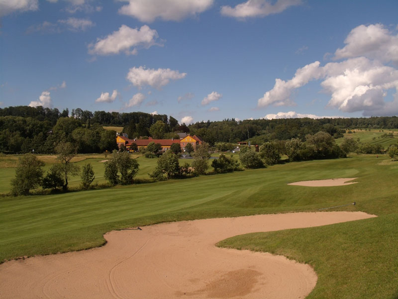 Viel Platz und Wolkenspiel (Bild: Golf-Park Winnerod)