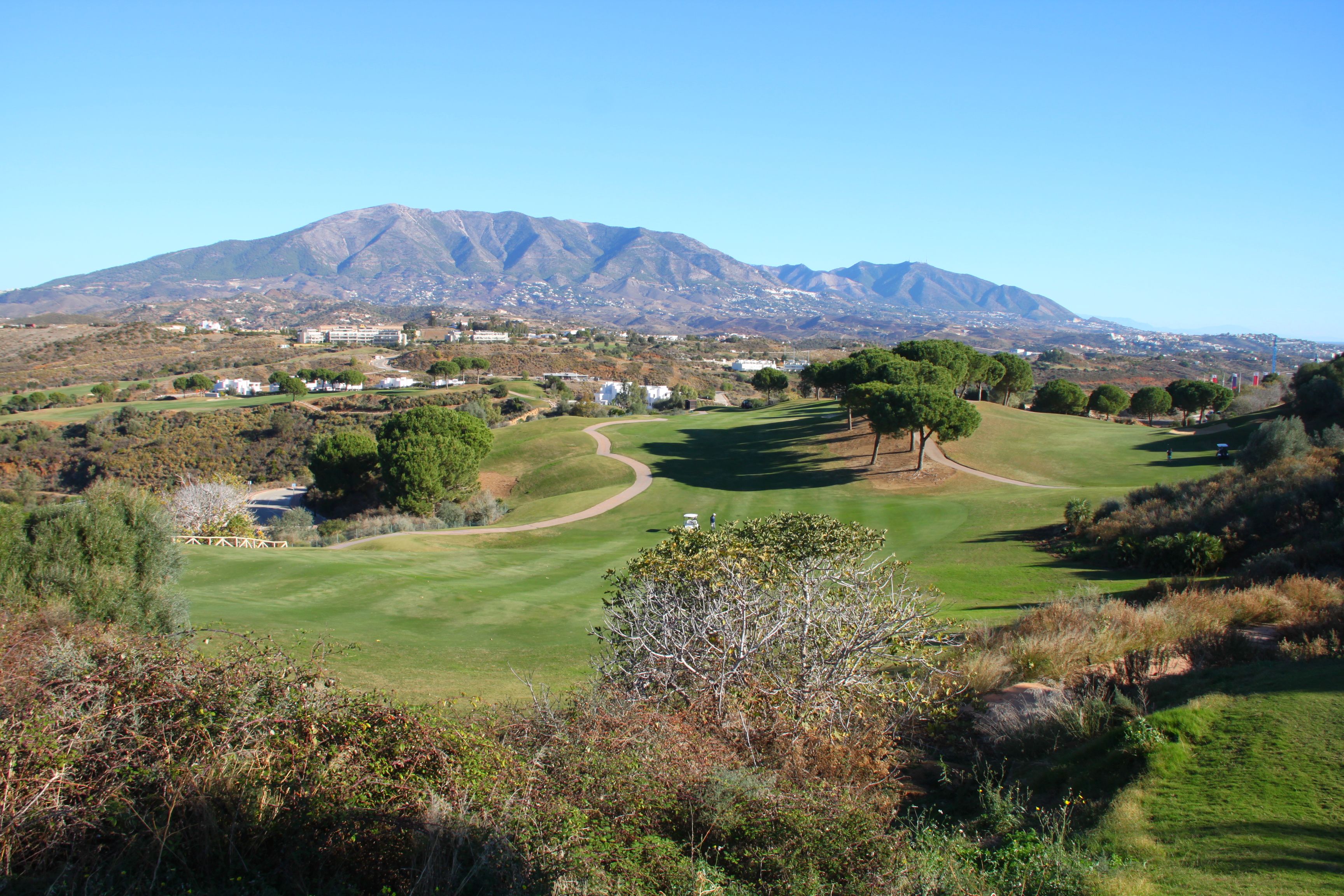 Breite Fairways locken im La Cala Resort