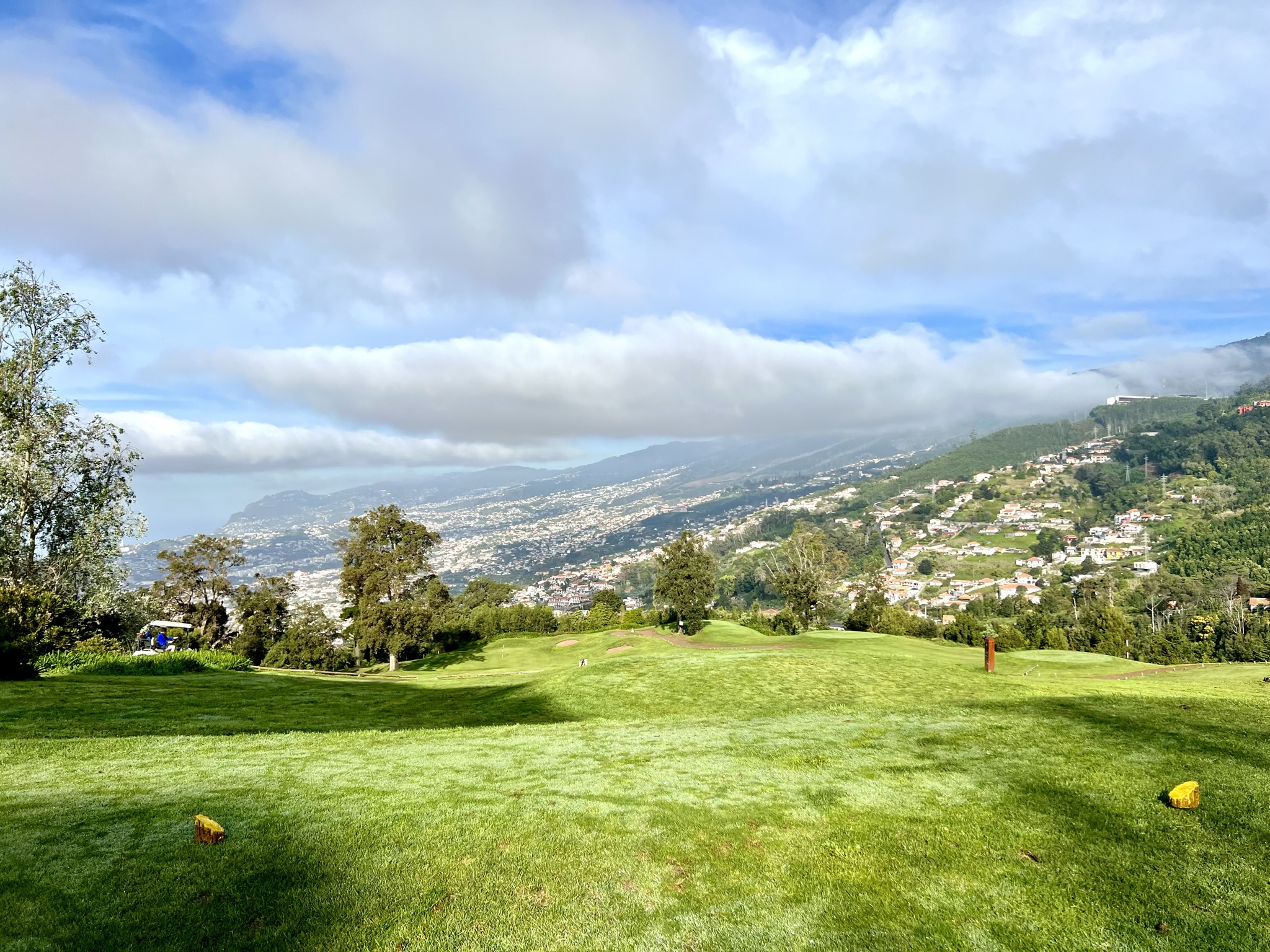 Madeira: Atemberaubende Blicke auf das Gebirge und Funchal