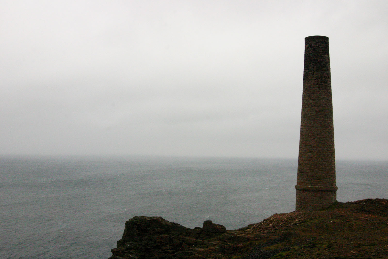 Alte Mine mit Meer-Blick: Bottalak-Mine